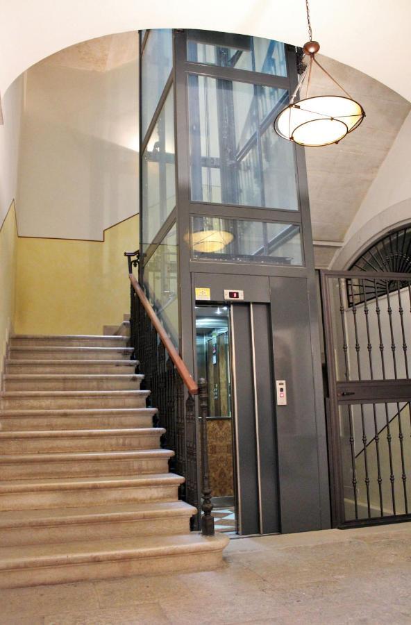 Dimora De Brado Bed & Breakfast Trani Exterior photo