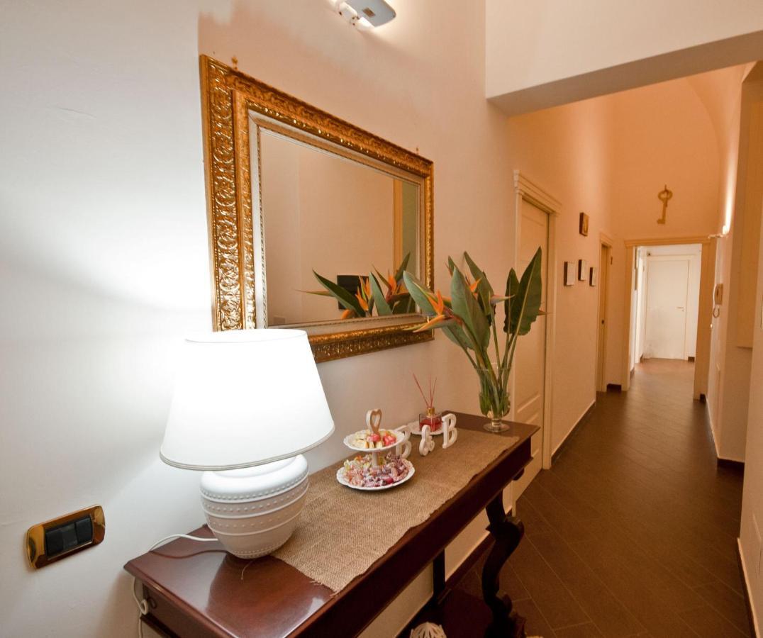 Dimora De Brado Bed & Breakfast Trani Exterior photo